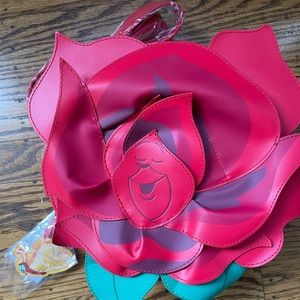 RARE — loungefly stitch shop Alice in Wonderland red rose crossbody bag!